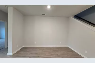 320 Logan Street, Keene, TX 76059 - Photo 4