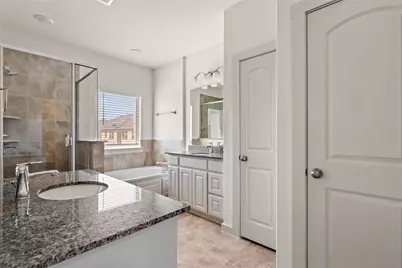 2240 Lasso Lane, Carrollton, TX 75010 - Photo 18