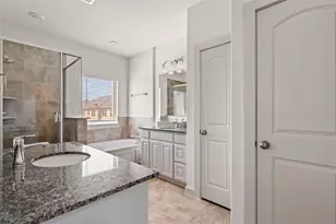 2240 Lasso Ln, Carrollton, TX 75010 - Photo 18