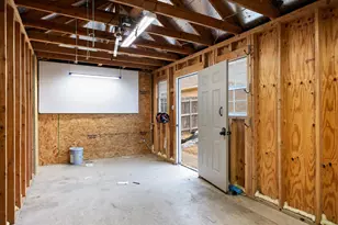 3223 Golden Oaks Cir, Granbury, TX 76049 - Photo 38