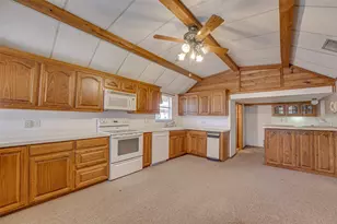 180 Rs County Road 1250, Emory, TX 75440 - Photo 8