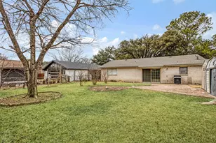 424 Bluebonnet Trail, Garland, TX 75043 - Photo 18