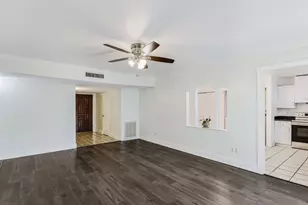 424 Bluebonnet Trail, Garland, TX 75043 - Photo 6