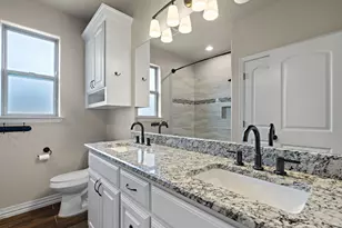 337 Kenyon Ct, Granbury, TX 76049 - Photo 20