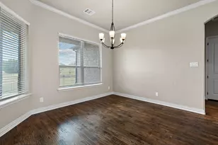 337 Kenyon Ct, Granbury, TX 76049 - Photo 8