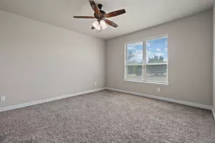 337 Kenyon Ct, Granbury, TX 76049 - Photo 14