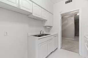 4320 Bellaire Dr S, Fort Worth, TX 76109 - Photo 10