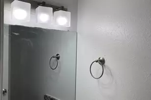 2010 Cranford Dr, Garland, TX 75041 - Photo 4