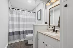 8230 Shadow Wood Dr, Woodway, TX 76712 - Photo 16