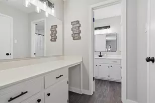 8230 Shadow Wood Dr, Woodway, TX 76712 - Photo 12