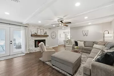 8230 Shadow Wood Drive, Woodway, TX 76712 - Photo 6