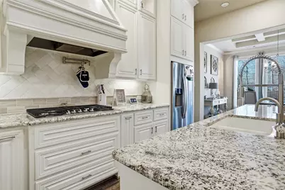 5925 Terrace Oaks Lane, Fort Worth, TX 76112 - Photo 6