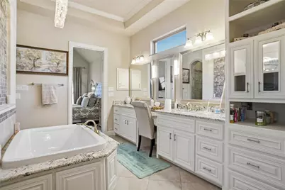 5925 Terrace Oaks Lane, Fort Worth, TX 76112 - Photo 18