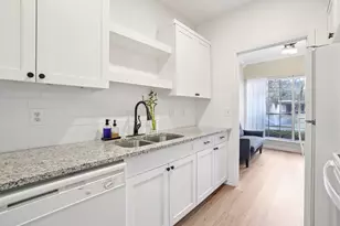 3550 Country Square Dr, Carrollton, TX 75006 - Photo 2