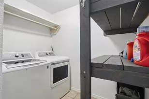 316 Liberty St, Cleburne, TX 76031 - Photo 16