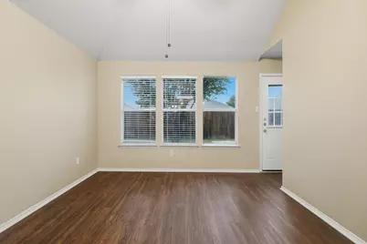 5589 Hunters Bend Lane, Dallas, TX 75249 - Photo 20