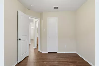 5589 Hunters Bend Lane, Dallas, TX 75249 - Photo 28