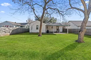 1437 Nash St, Garland, TX 75042 - Photo 28