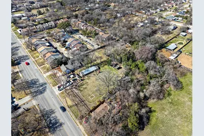 805 E Shady Grove Road, Irving, TX 75060 - Photo 32