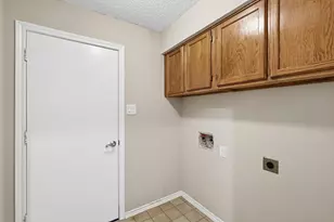 505 Cherry Ann Dr, Euless, TX 76039 - Photo 10