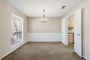 505 Cherry Ann Dr, Euless, TX 76039 - Photo 4