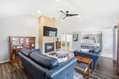 624 Phillips Drive, Coppell, TX 75019 - Photo 8