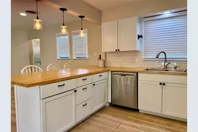 858 E North 11th Street, Abilene, TX 79601 - Photo 6