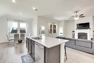 3303 Brady Starr Dr, Aubrey, TX 76227 - Photo 10