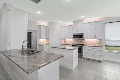 12633 Drexler Place, Benbrook, TX 76126 - Photo 10