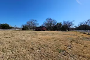 3911 Ranch Estates Dr, Plano, TX 75074 - Photo 6