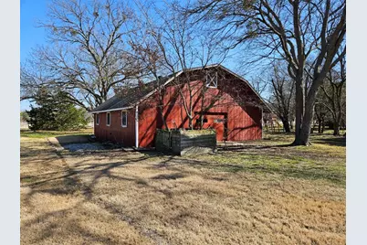 3911 Ranch Estates Drive, Plano, TX 75074 - Photo 4