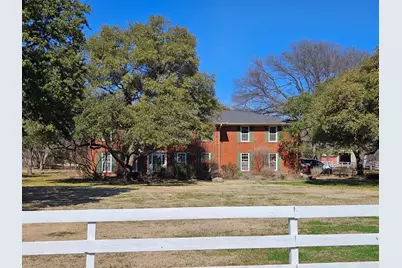 3911 Ranch Estates Drive, Plano, TX 75074 - Photo 10
