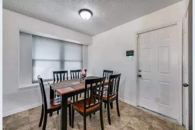 2418 Slaton Drive, Grand Prairie, TX 75052 - Photo 12