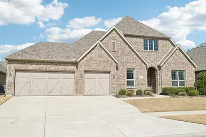 813 Boardwalk Way, Aubrey, TX 76227 - Photo 6