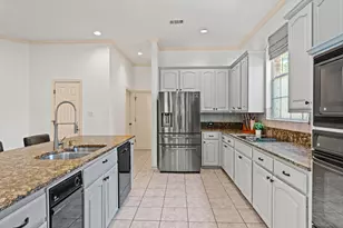 2001 Fleming Dr, McKinney, TX 75072 - Photo 12