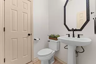 2001 Fleming Dr, McKinney, TX 75072 - Photo 14