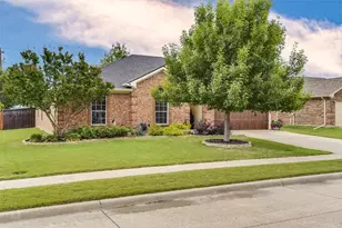 326 Sagebrush Ln, Waxahachie, TX 75165 - Photo 1