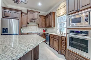 2624 Grail Maiden Ct, Lewisville, TX 75056 - Photo 12