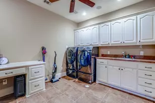 2624 Grail Maiden Ct, Lewisville, TX 75056 - Photo 20