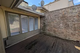 8560 Park Ln, Dallas, TX 75231 - Photo 24