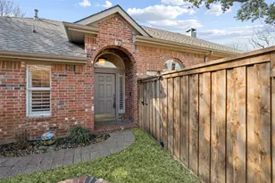 3801 Fairfax Dr, Bedford, TX 76021 - Photo 4