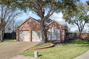 3801 Fairfax Dr, Bedford, TX 76021 - Photo 2