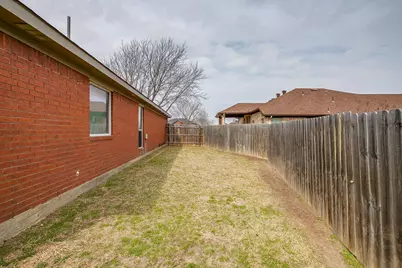 951 Naomi Court, Burleson, TX 76028 - Photo 34