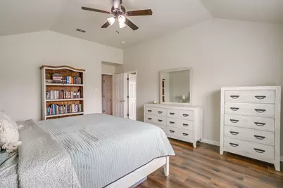 951 Naomi Court, Burleson, TX 76028 - Photo 18