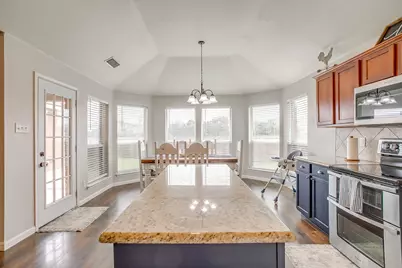 951 Naomi Court, Burleson, TX 76028 - Photo 14