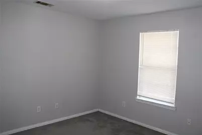 421 Myers Circle, Dallas, TX 75217 - Photo 8