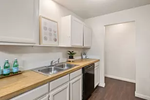 6628 Parkview Ln, North Richland Hills, TX 76182 - Photo 2