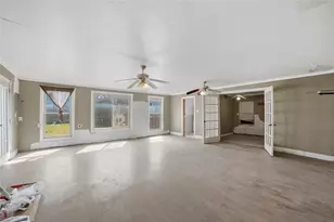 404 S 4th St, Crandall, TX 75114 - Photo 16