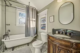 818 W Richmond Ave, Fort Worth, TX 76110 - Photo 24