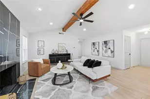 1019 Aspen Ln, Mansfield, TX 76063 - Photo 4